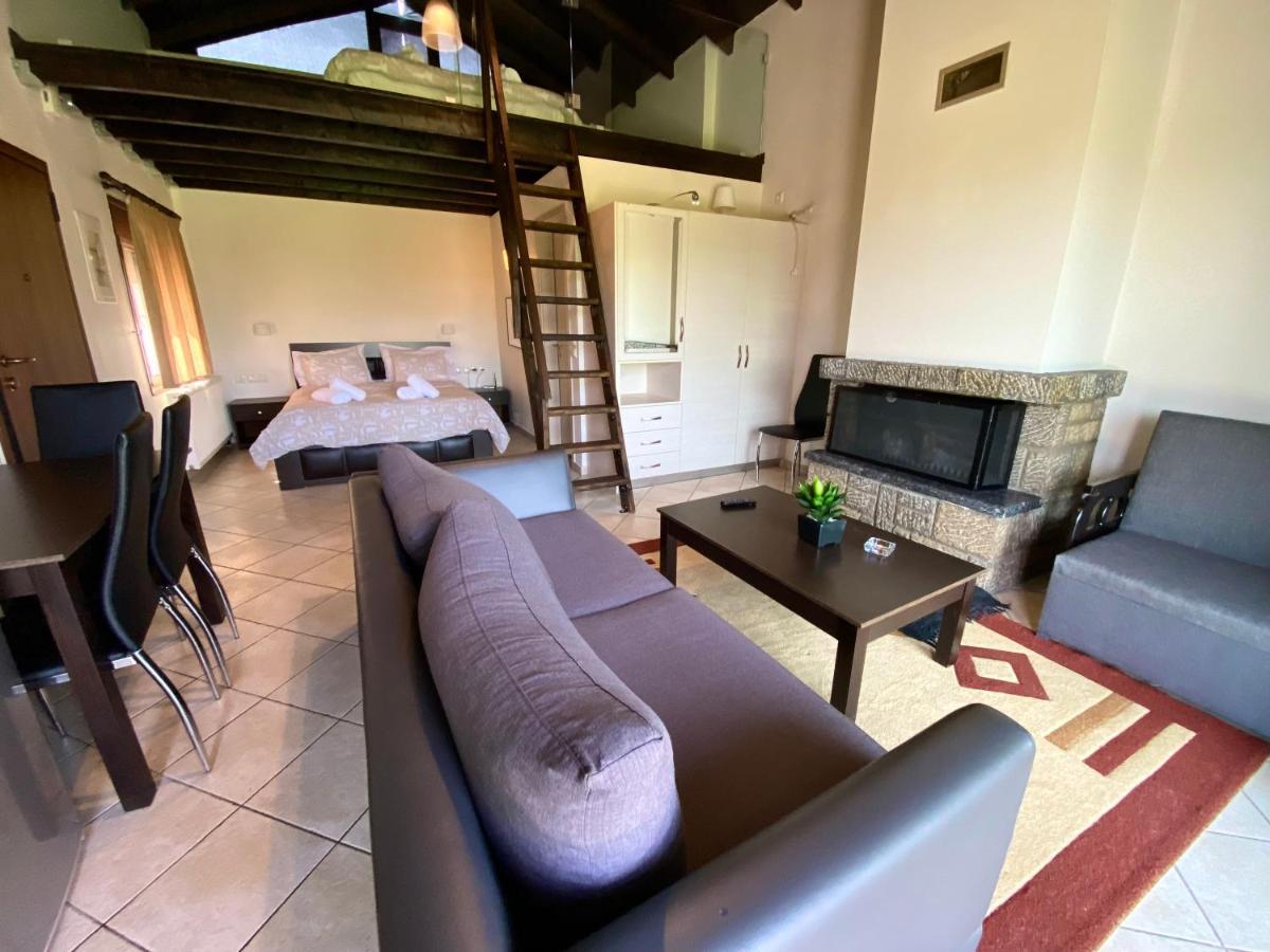Lithos Villas อัมฟิเกลีย ภายนอก รูปภาพ